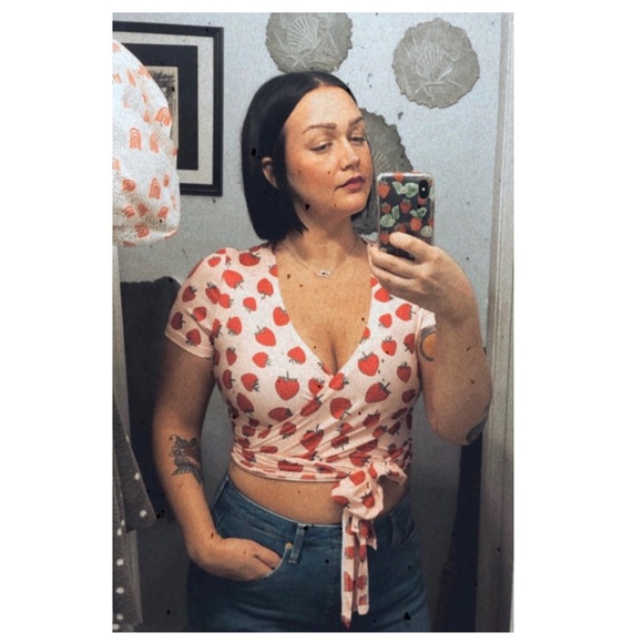 Meet your Posher, Angela - Picture 1 of 1